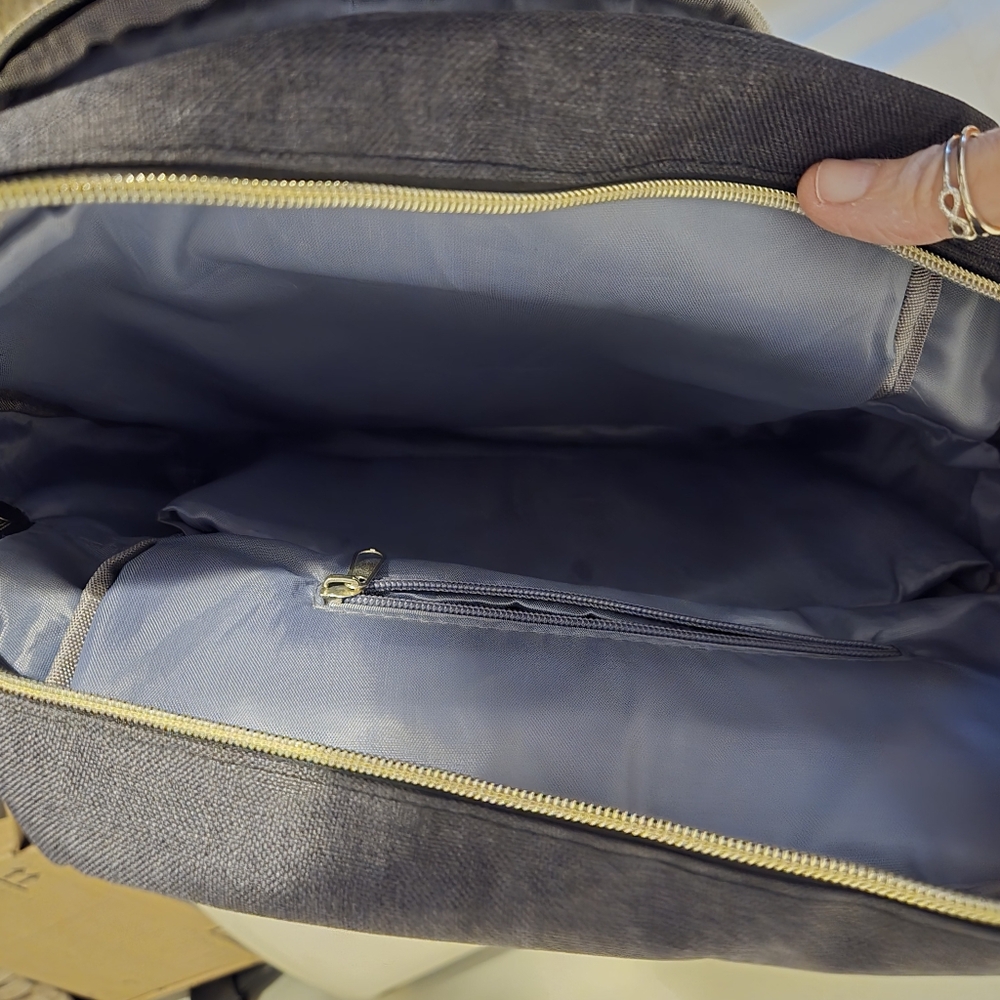 HiTop Back pack - Picture 6 of 11